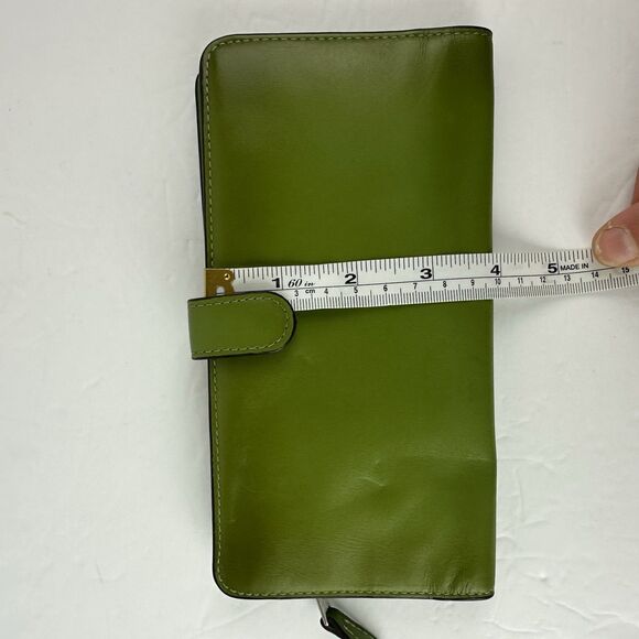 COACH Smooth Leather Skinny Snap Tab Slim Wallet Dark Lime Green CH823 Used - Picture 14 of 14